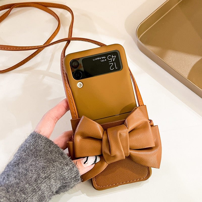 Case Woman Luxo Samsung Galaxy Z Flip- Com Alça e Laço